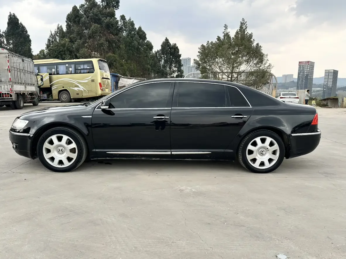 Volkswagen Phaeton / Phideon