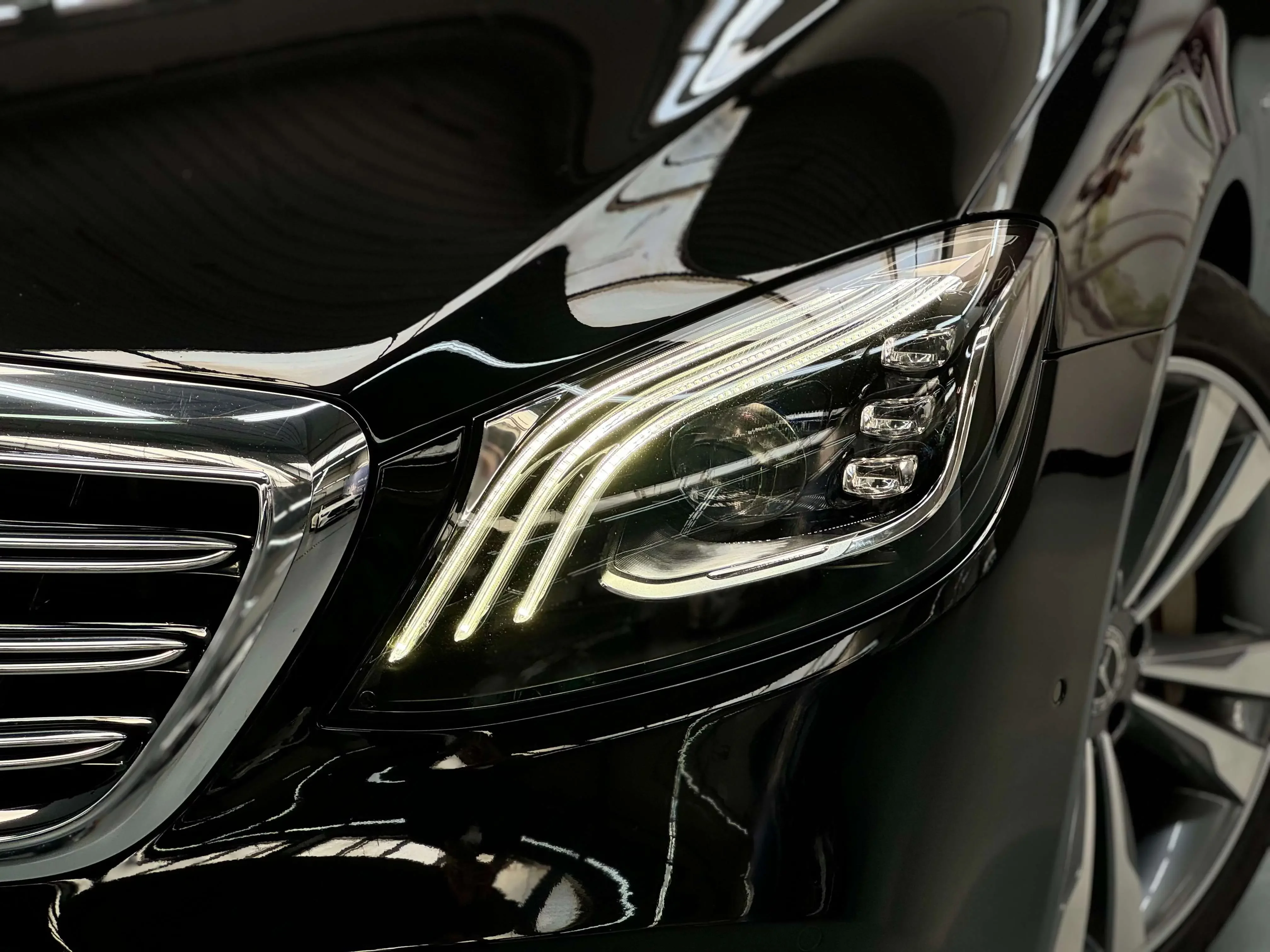 Mercedes-Benz S Class