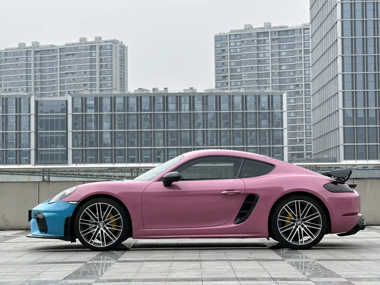 Porsche 718