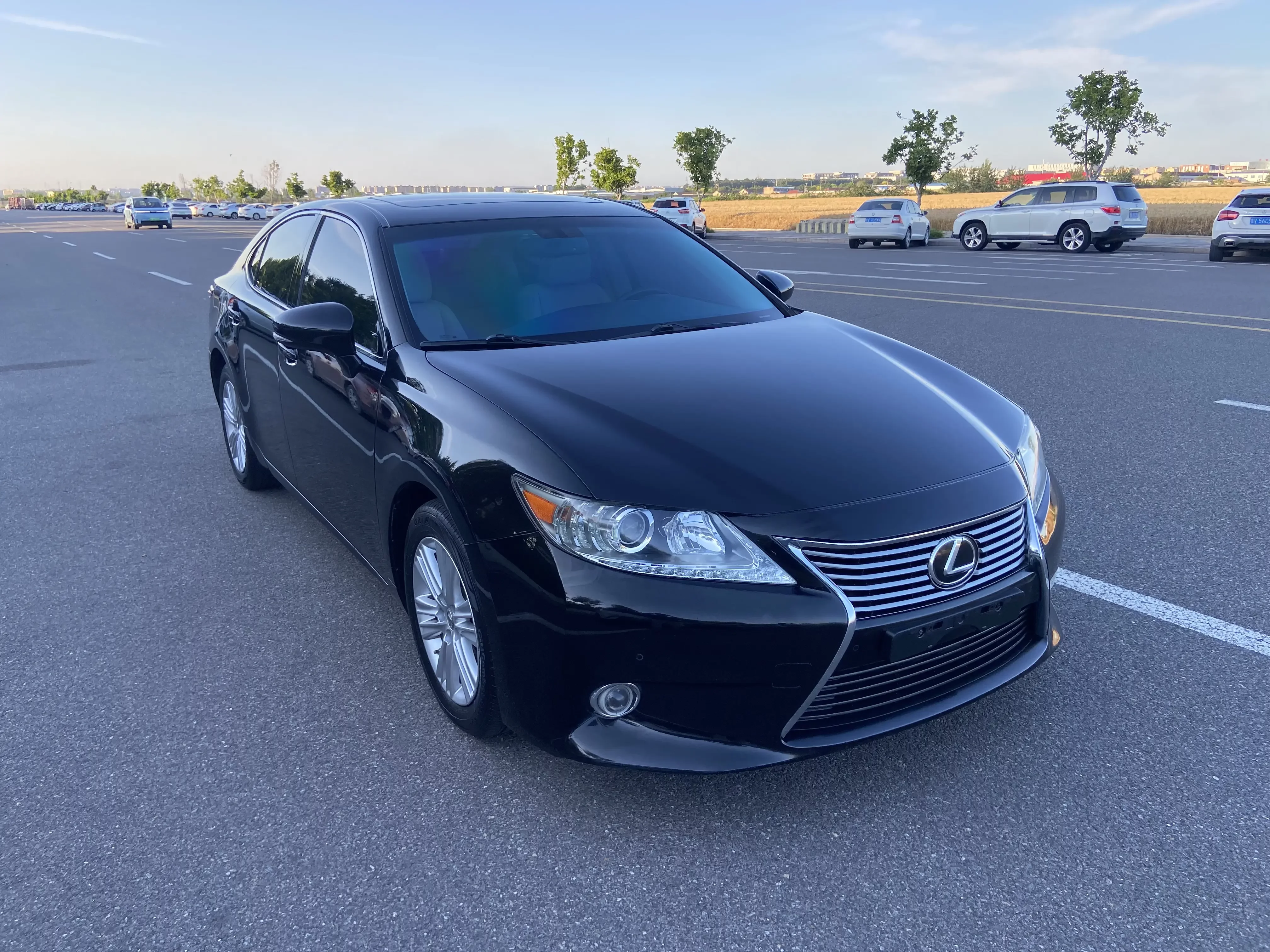 Lexus ES