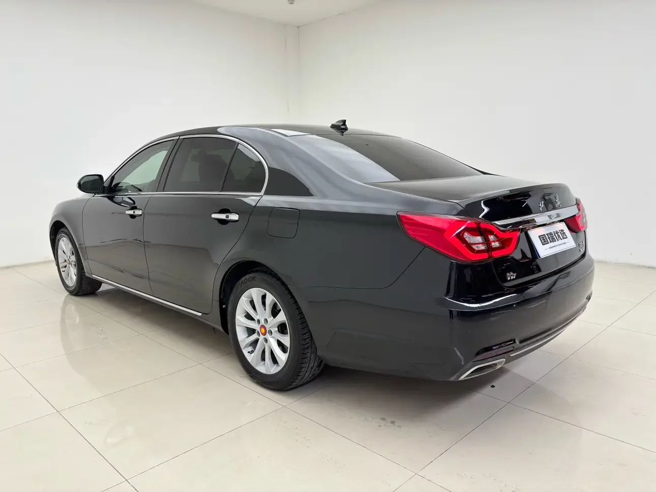 Hongqi H7