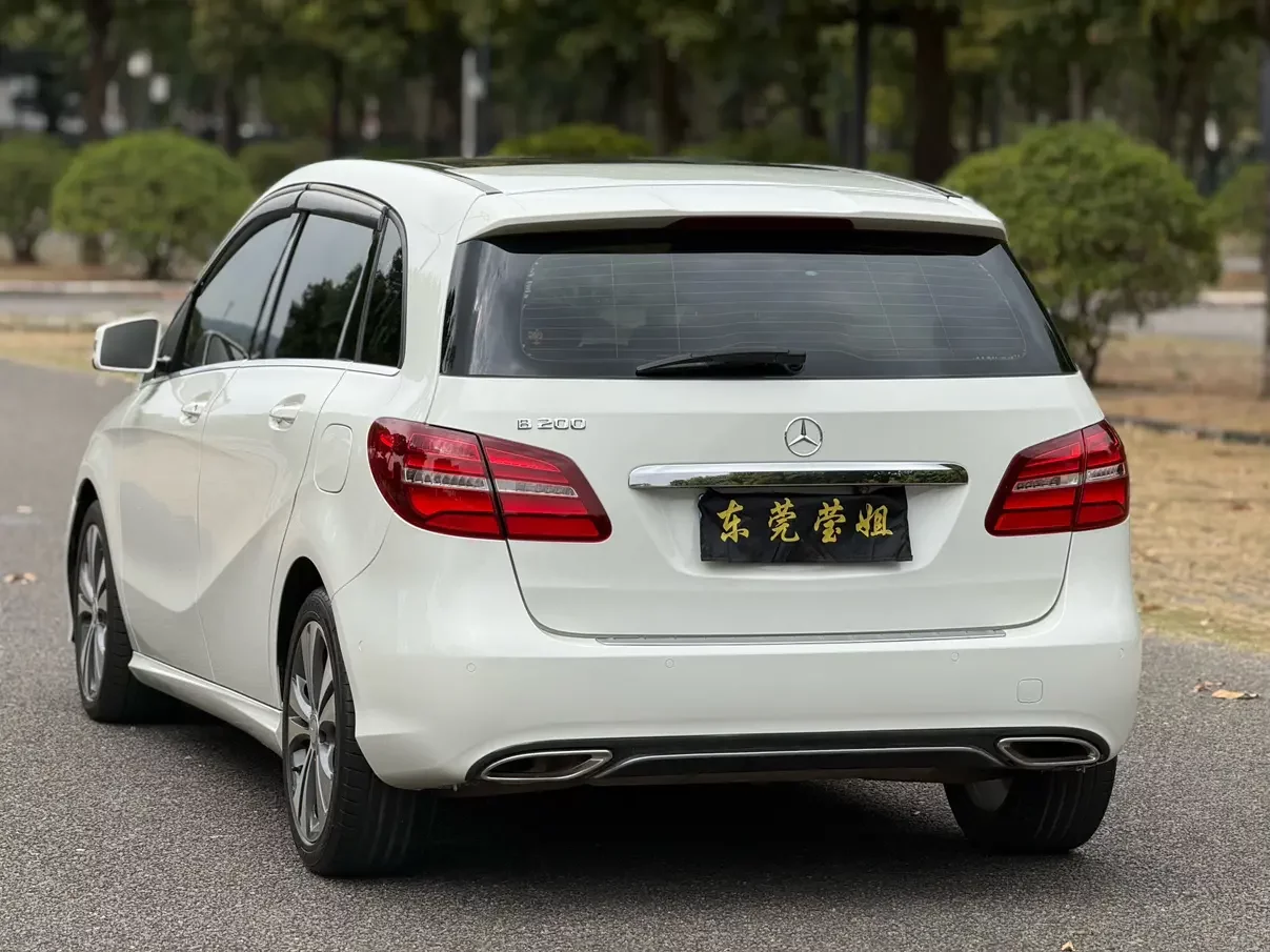 Mercedes-Benz B Class