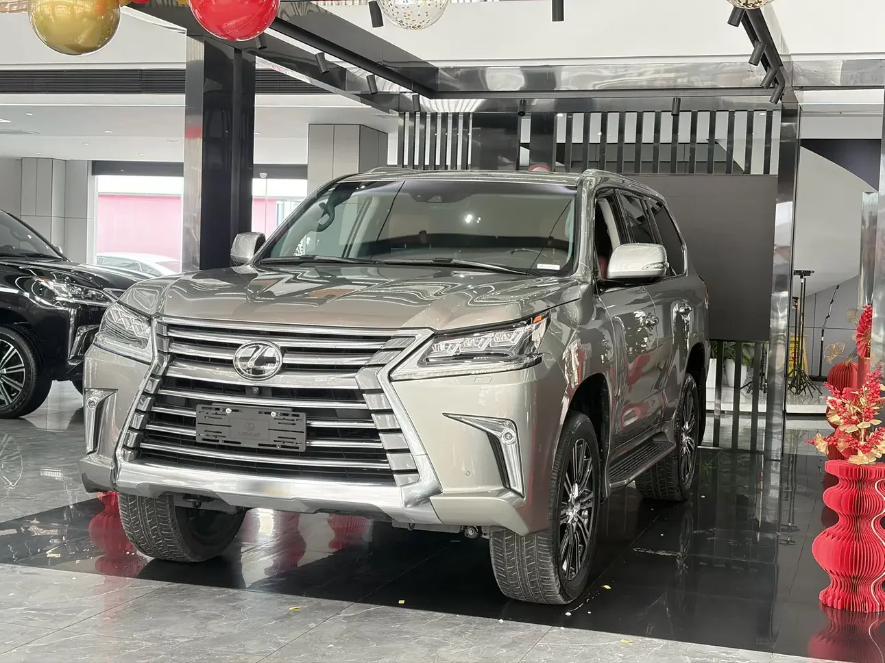 Lexus LX