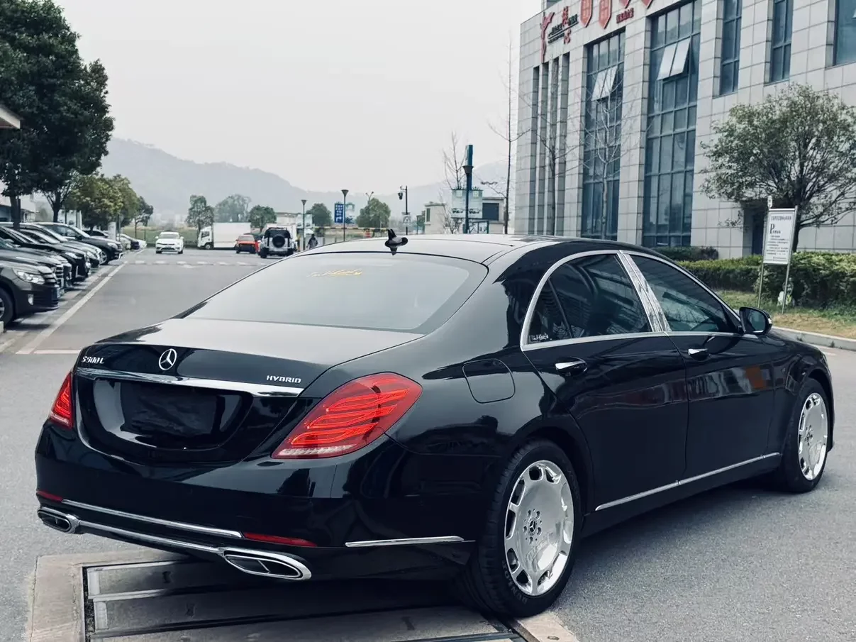 Mercedes-Benz S Class