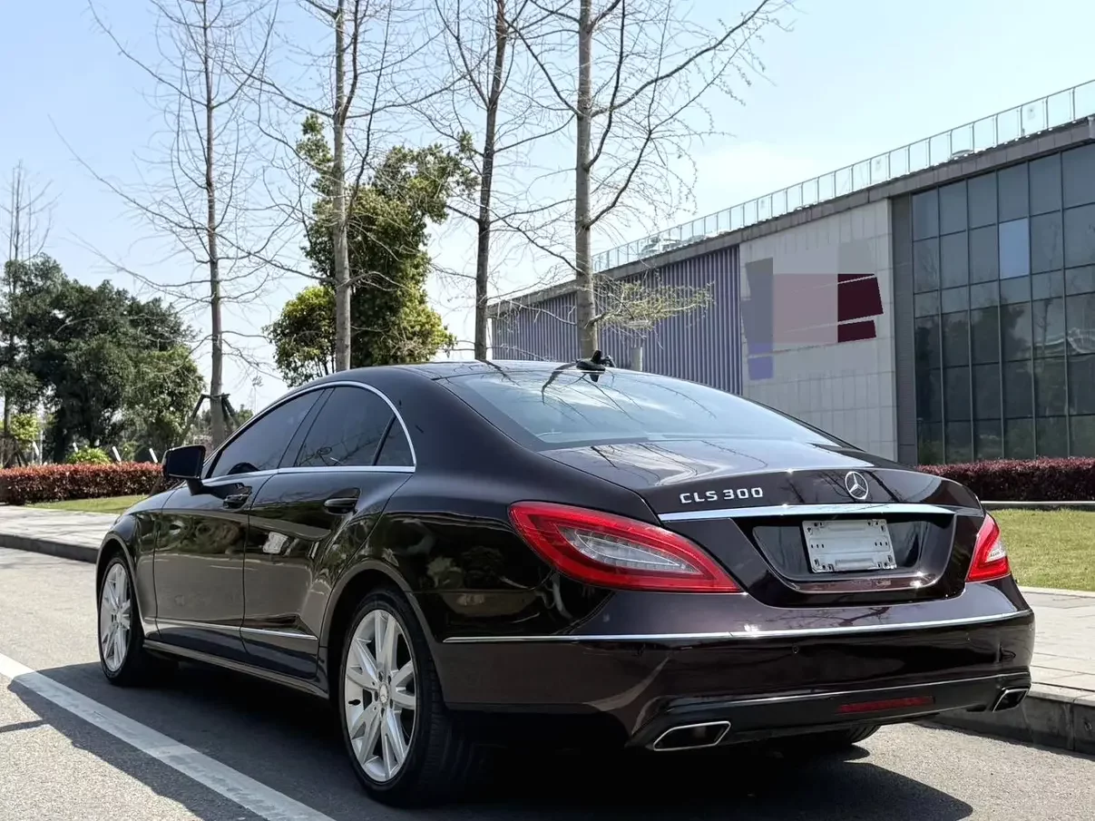 Mercedes-Benz CLS