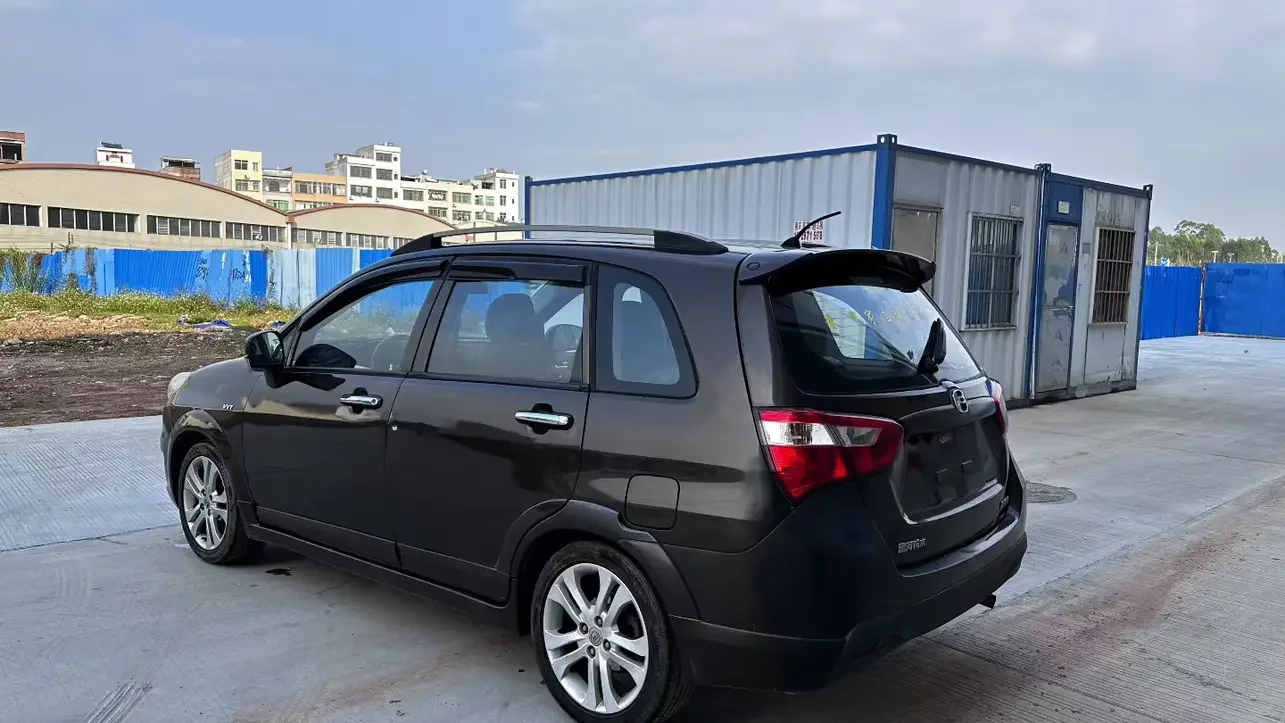 Suzuki Liana A6
