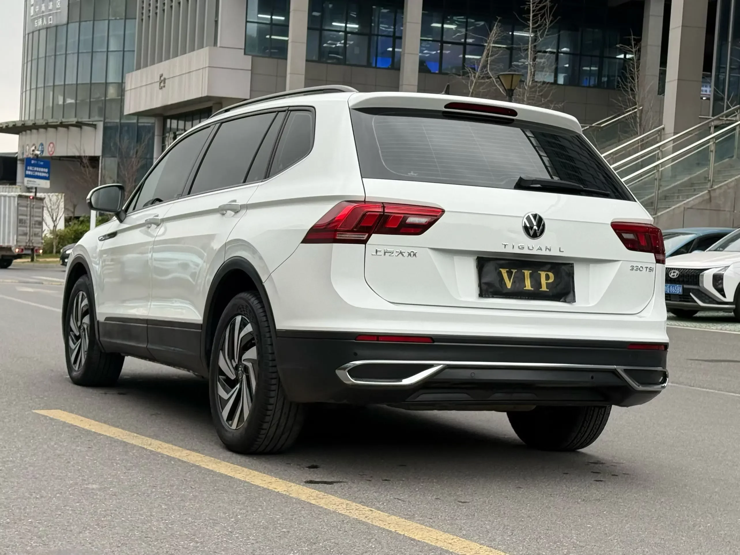 Volkswagen Tiguan L
