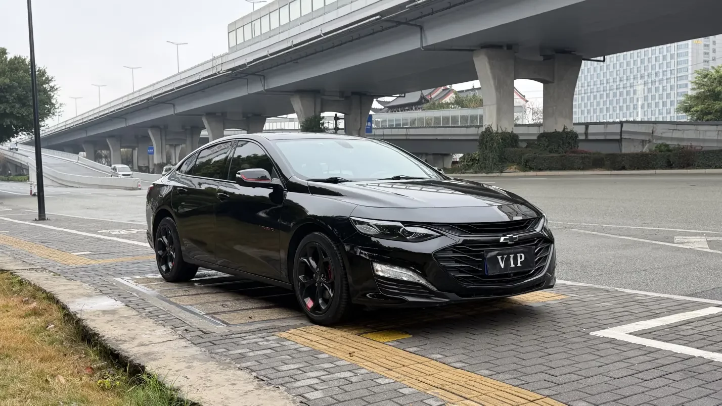 Chevrolet Malibu XL