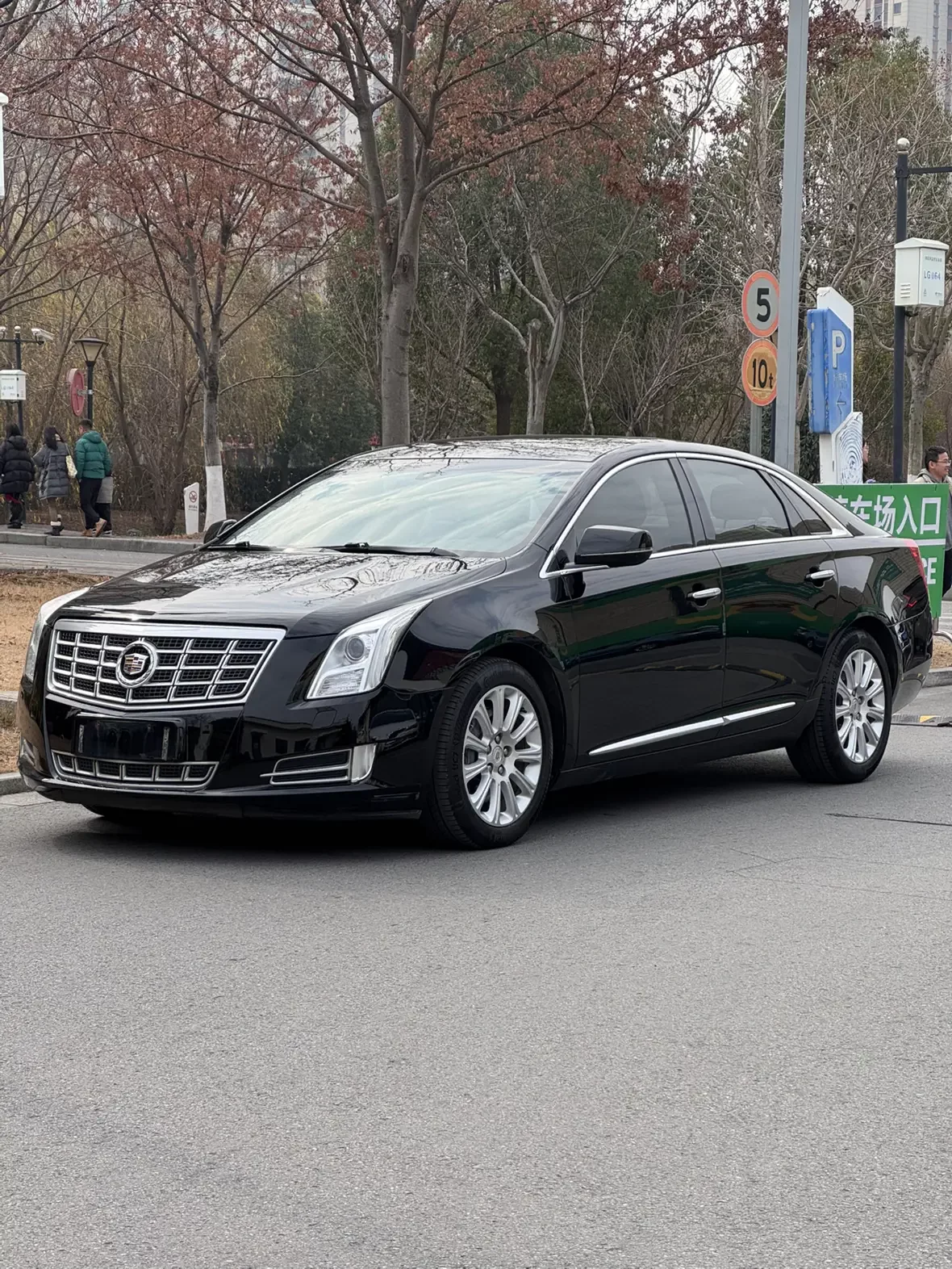 Cadillac XTS