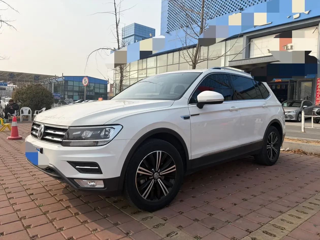 Volkswagen Tiguan L