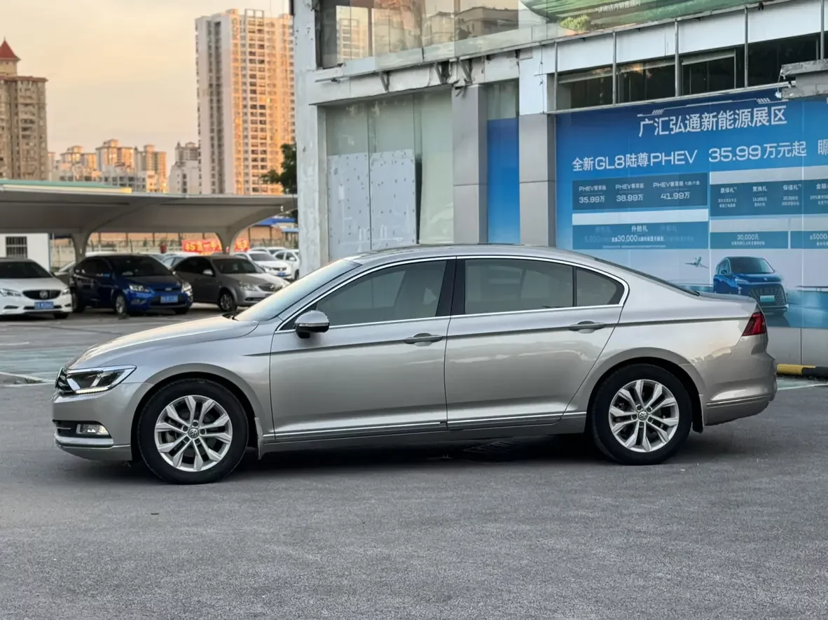 Volkswagen Magotan