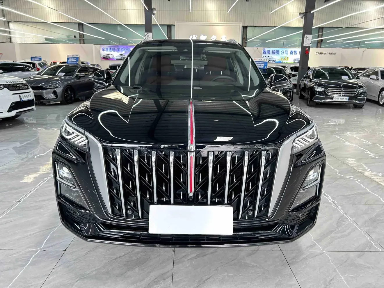 Hongqi HS5