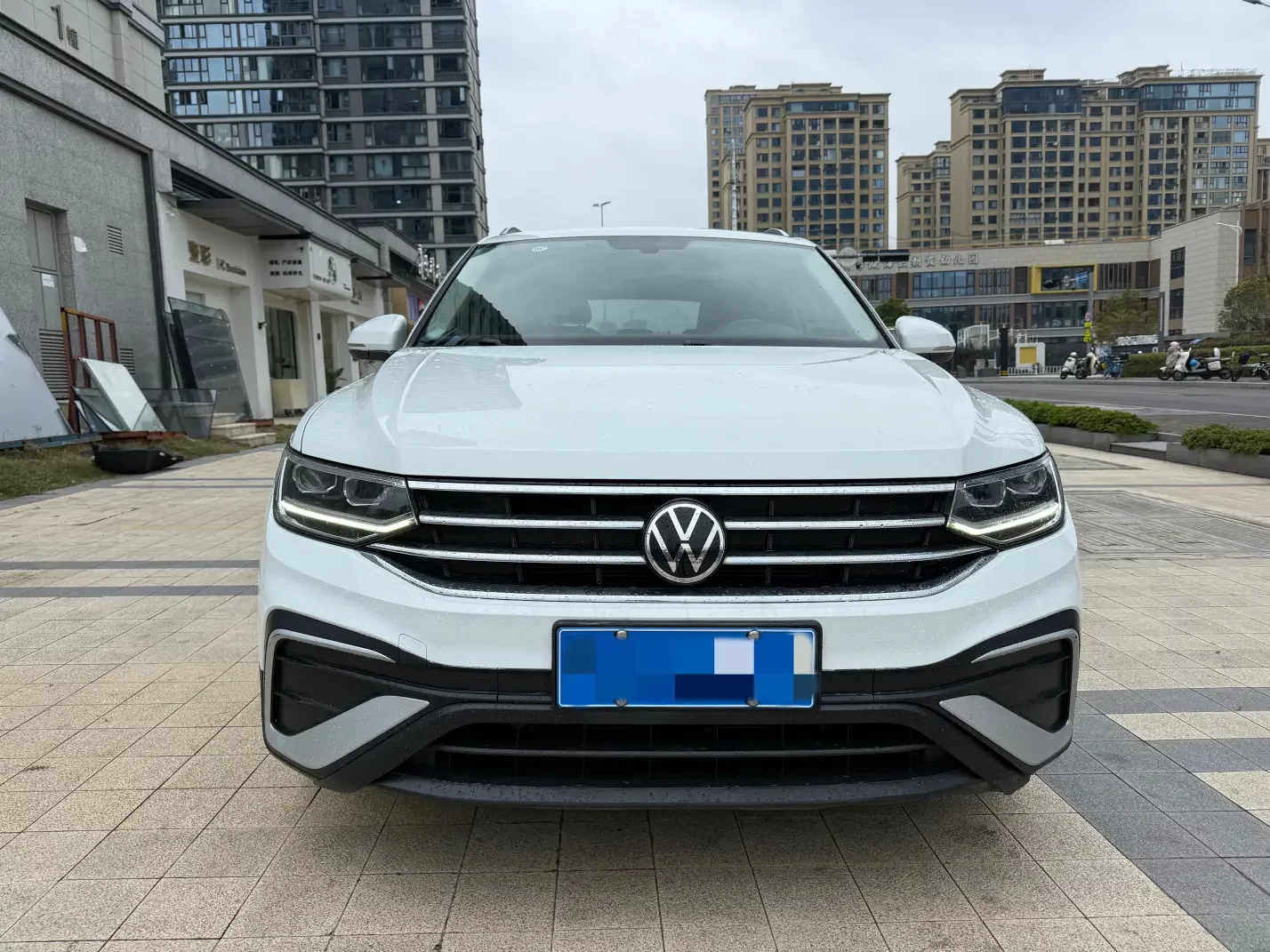 Volkswagen Tiguan L