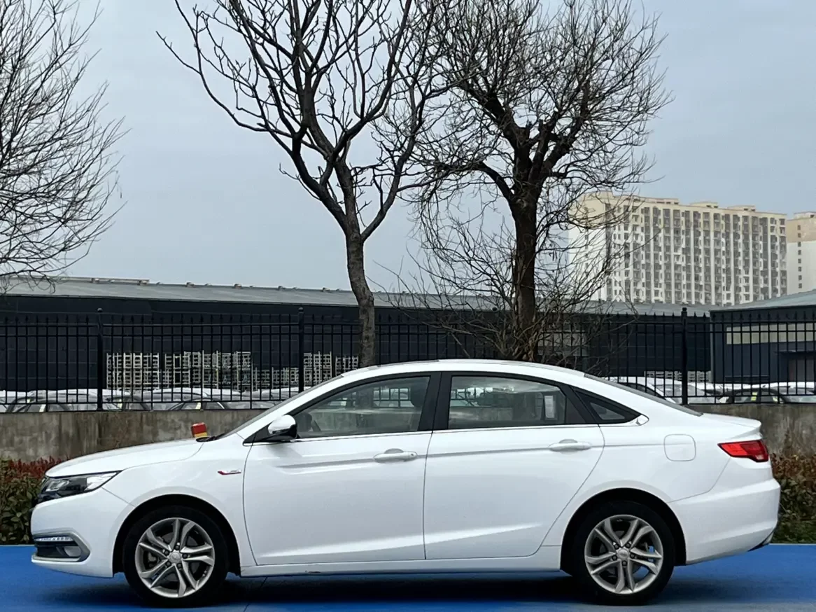 Geely Emgrand GL