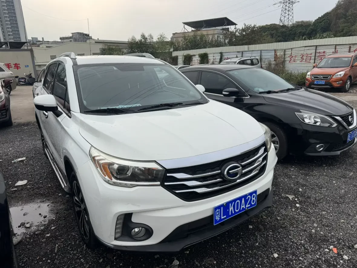 GAC Trumpchi GS4