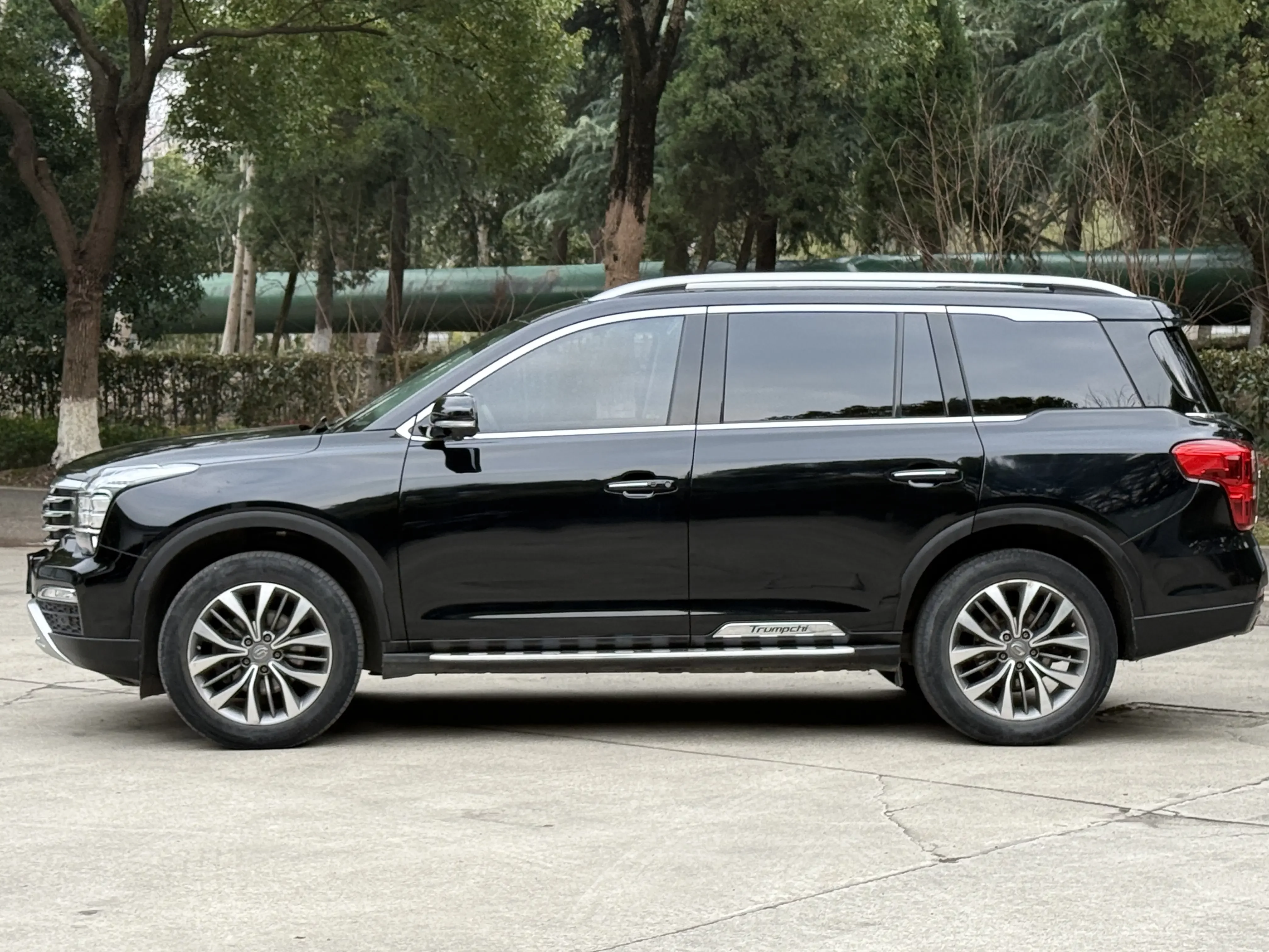 GAC Trumpchi GS8