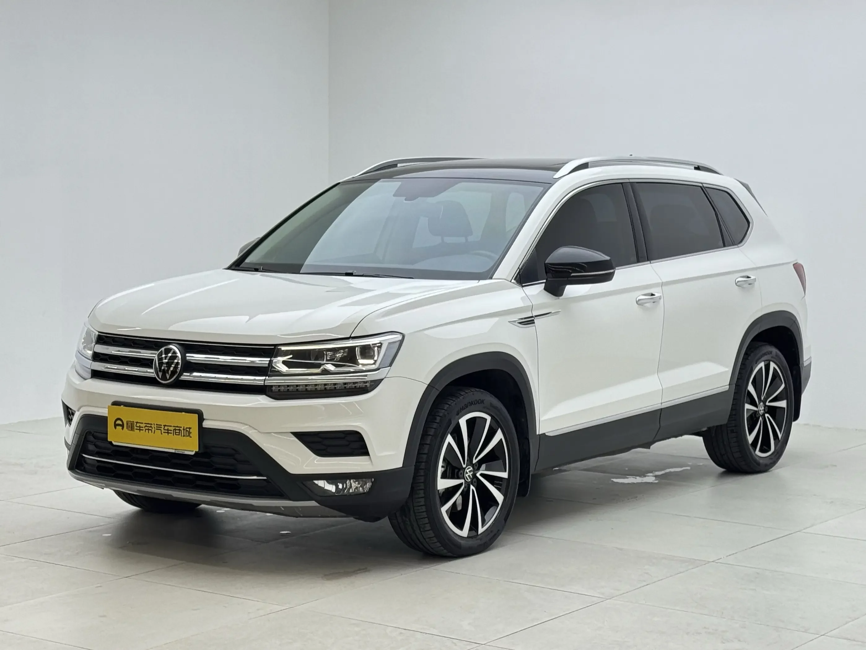 Volkswagen Tharu