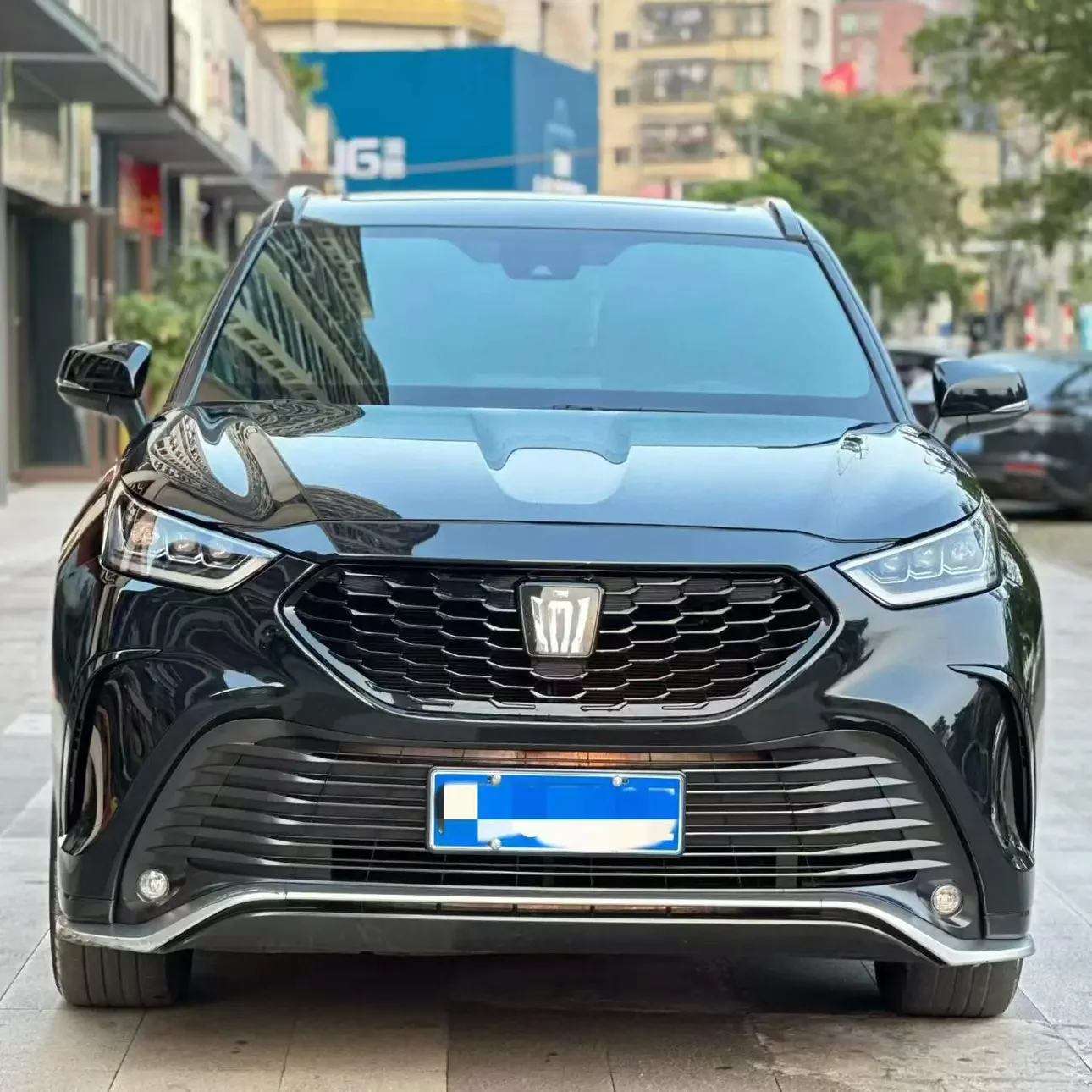Toyota Crown Kluger