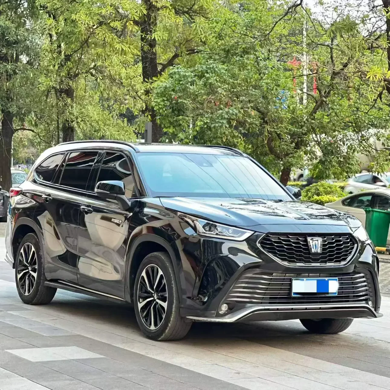 Toyota Crown Kluger