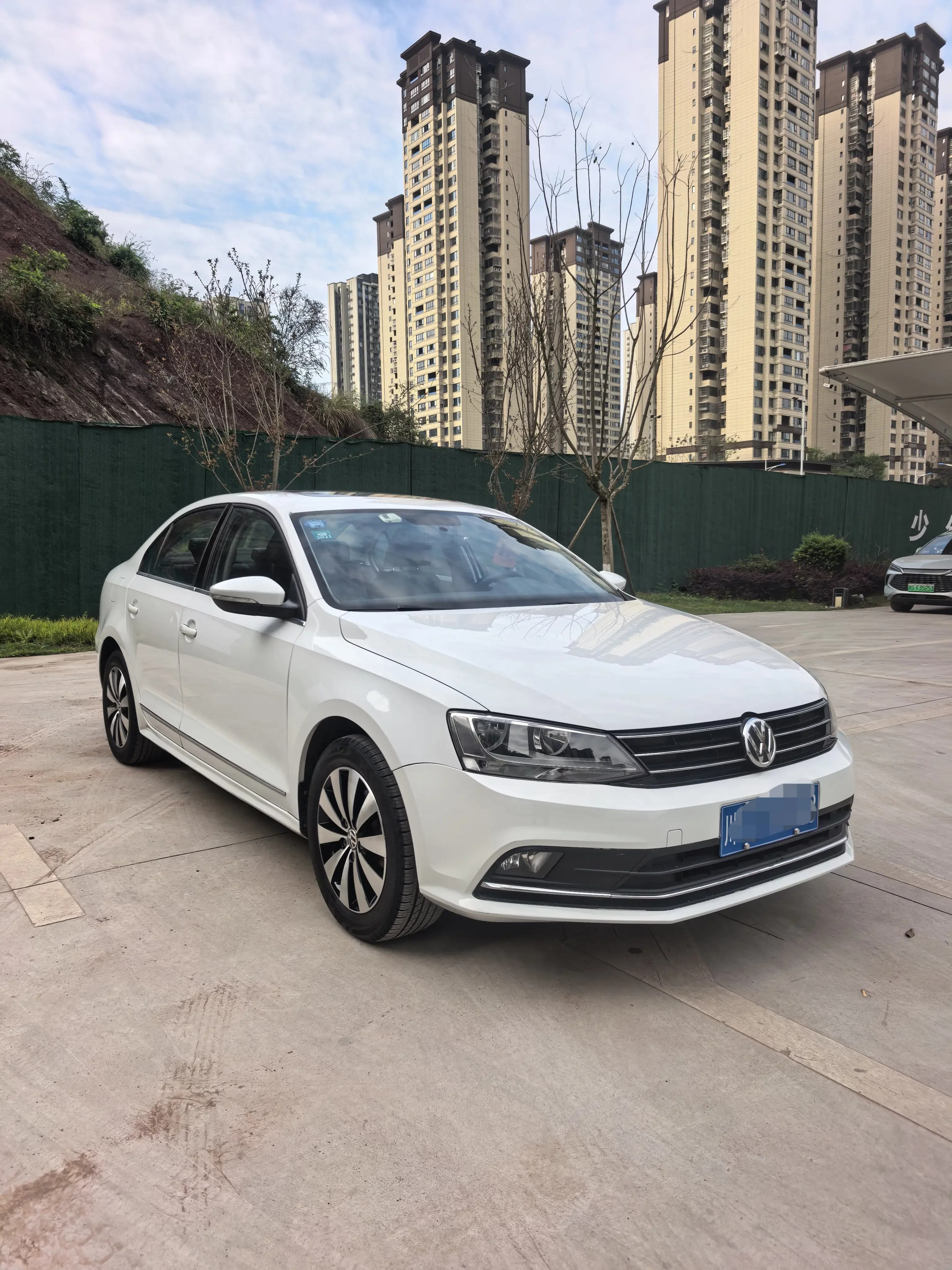 Volkswagen Sagitar