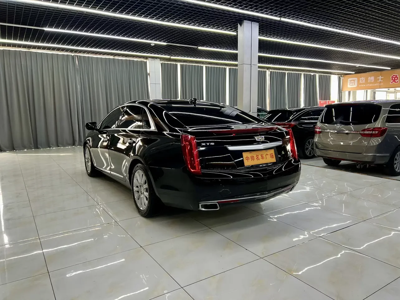 Cadillac XTS