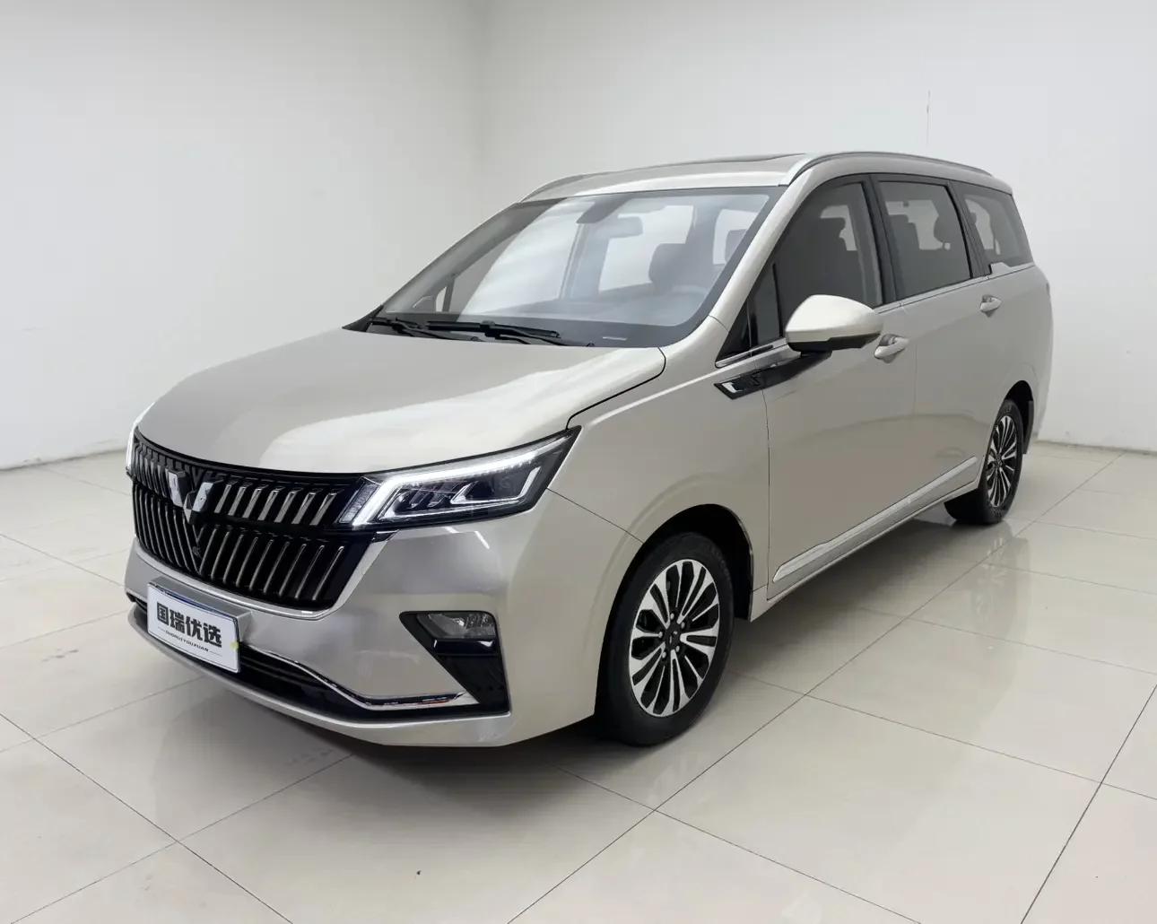 Wuling Jiachen