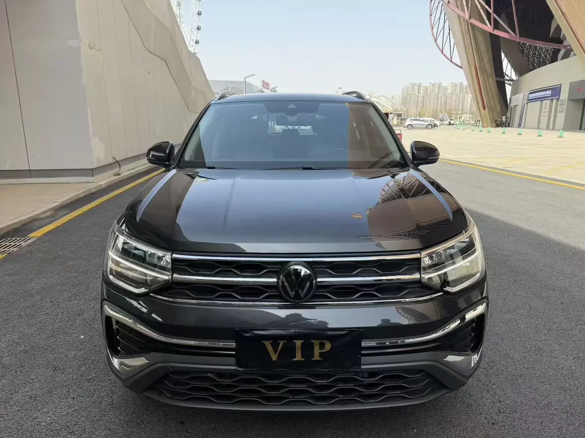 Volkswagen Tharu
