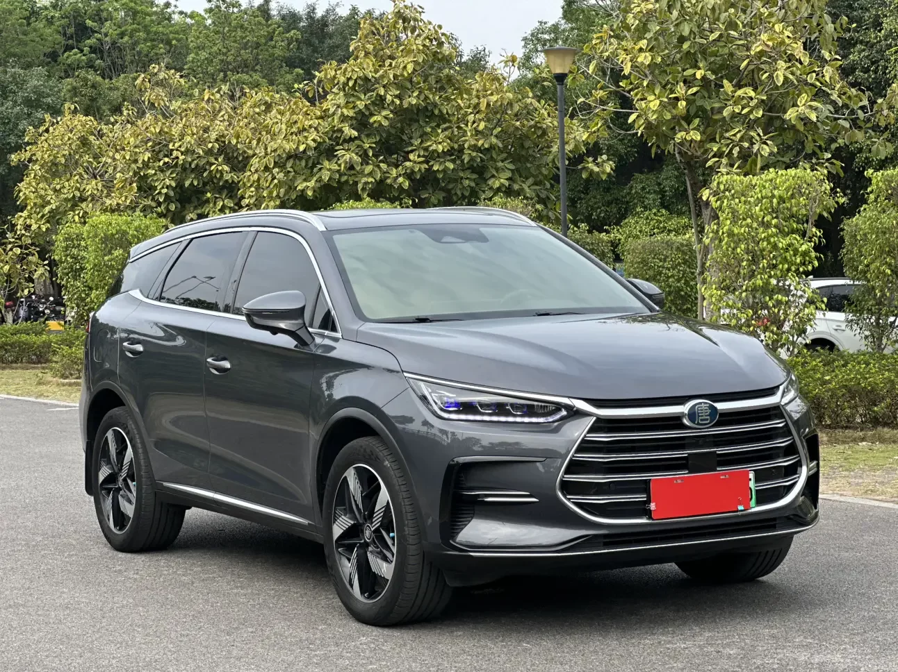 BYD Tang DM