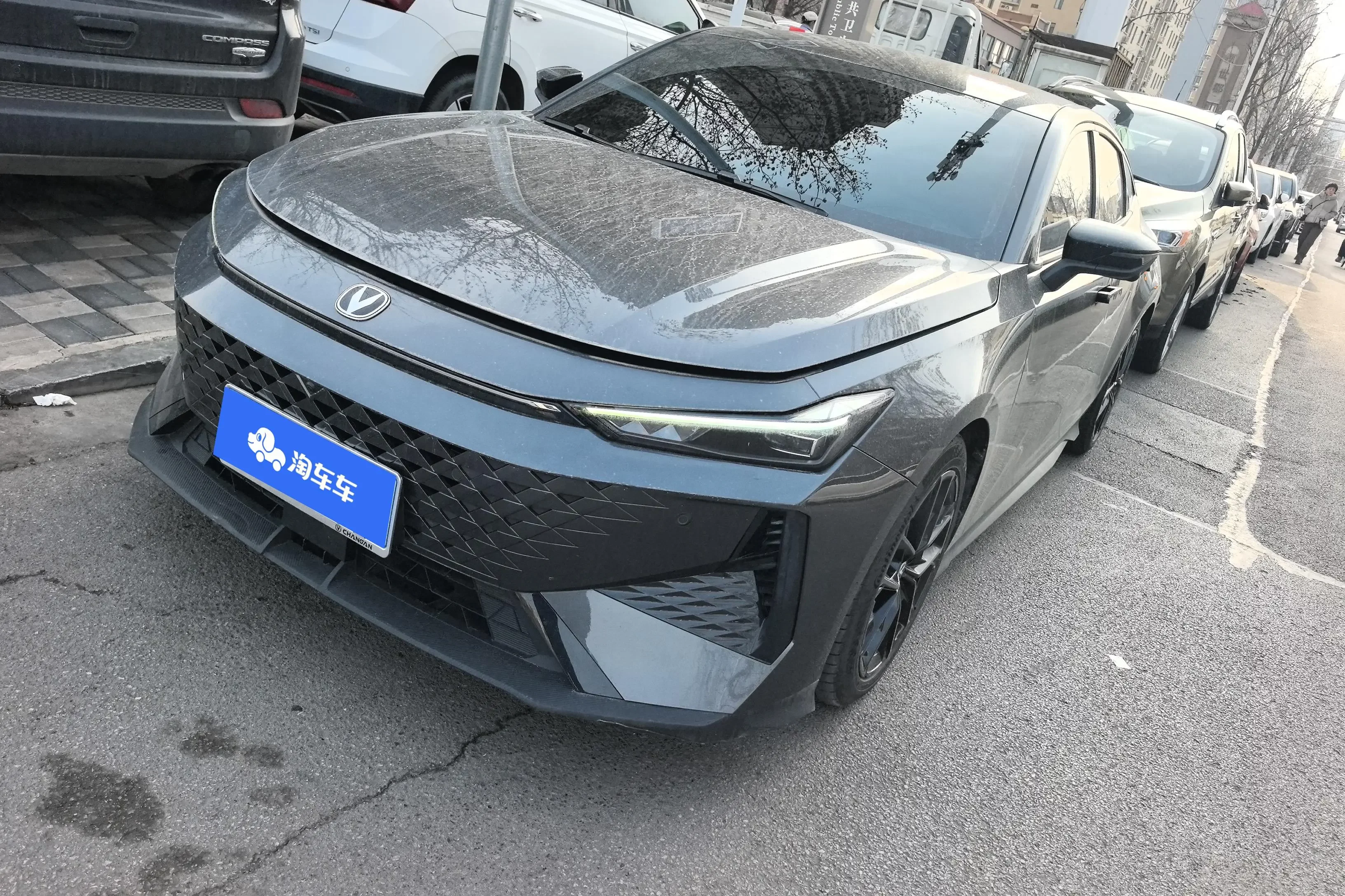 Changan UNI-V