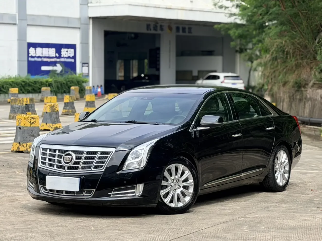 Cadillac XTS