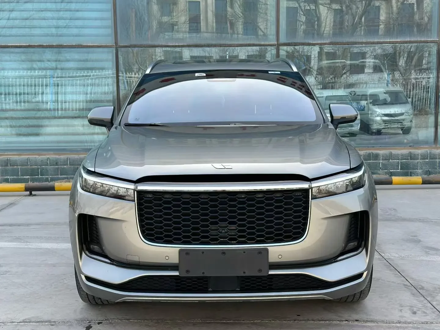 Li ONE (Ideal ONE)  из Китая