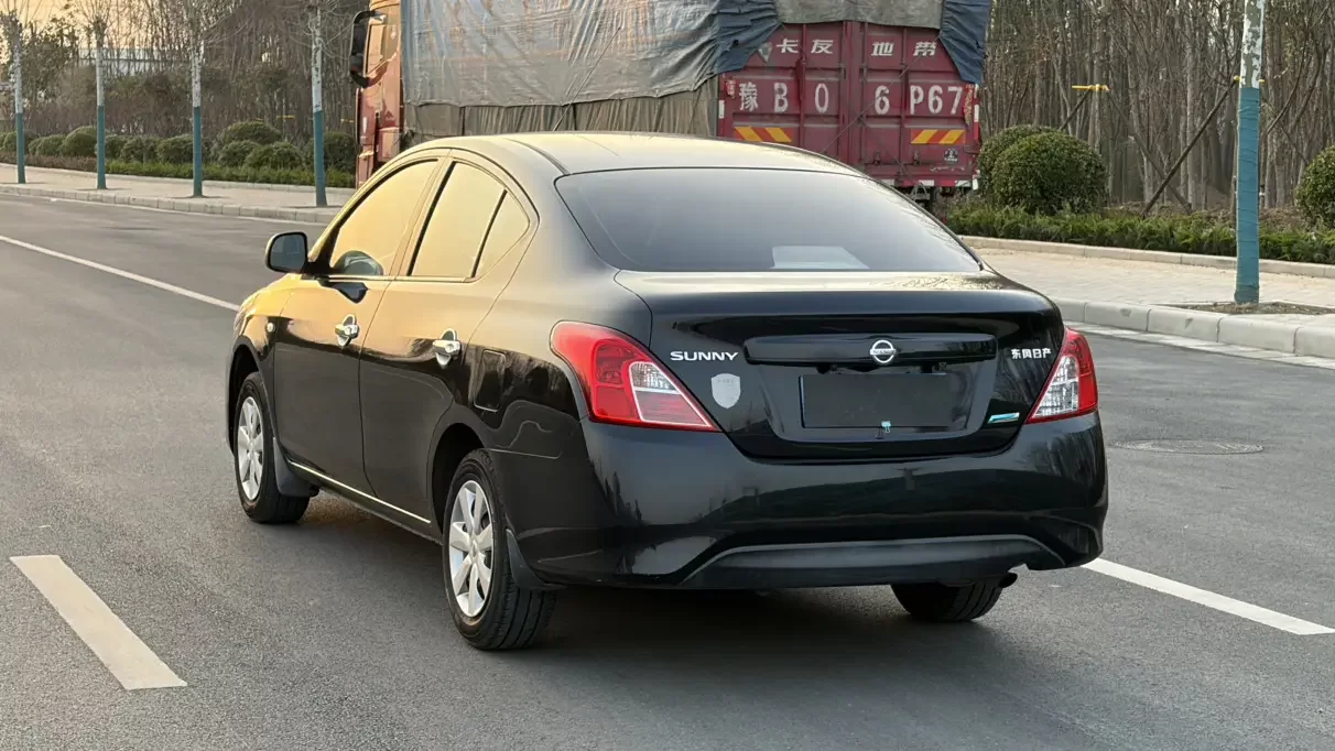 Nissan Sunlight