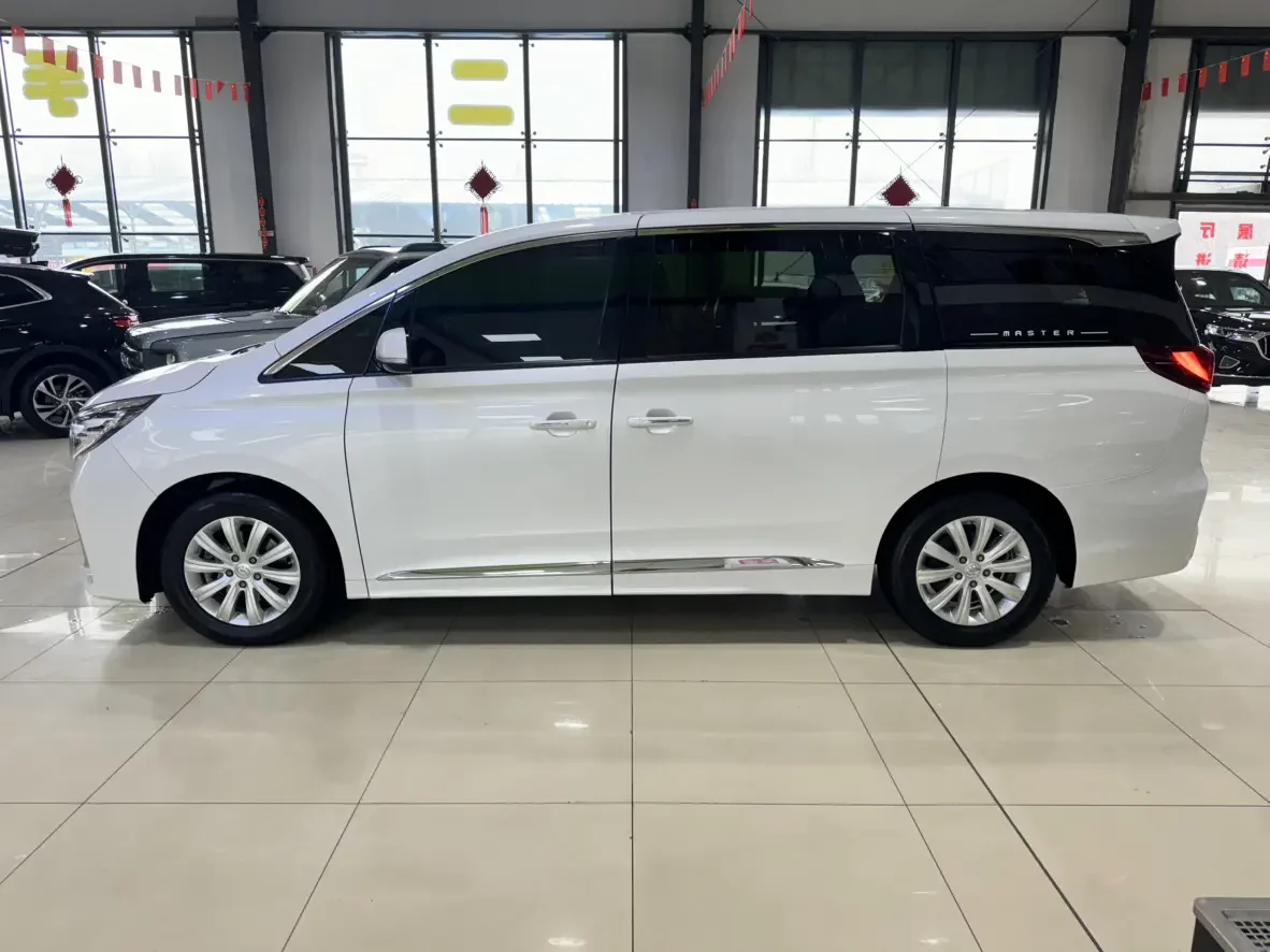 GAC Trumpchi M8