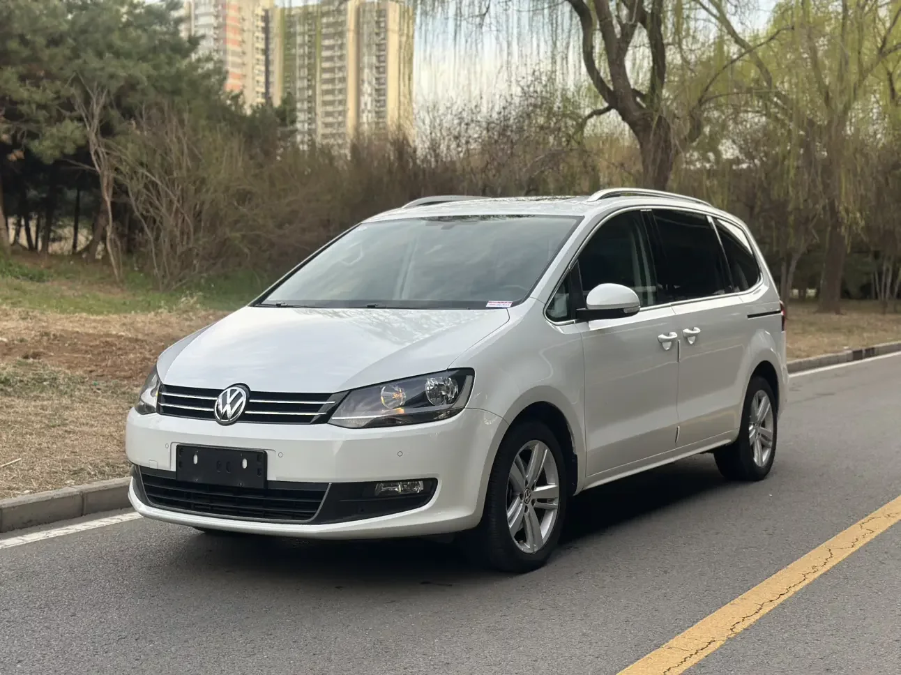 Volkswagen Sharon