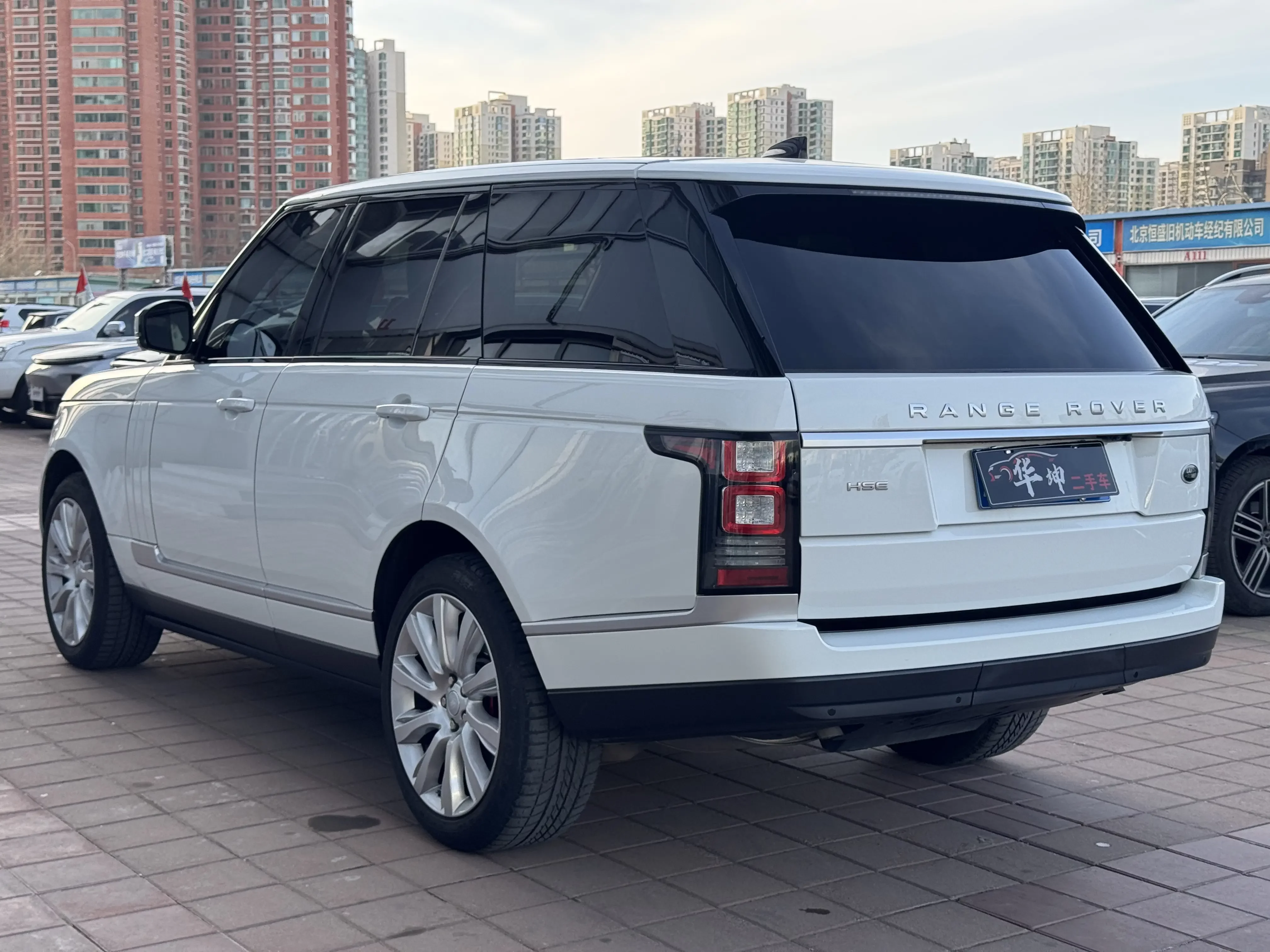 Land Rover range rover