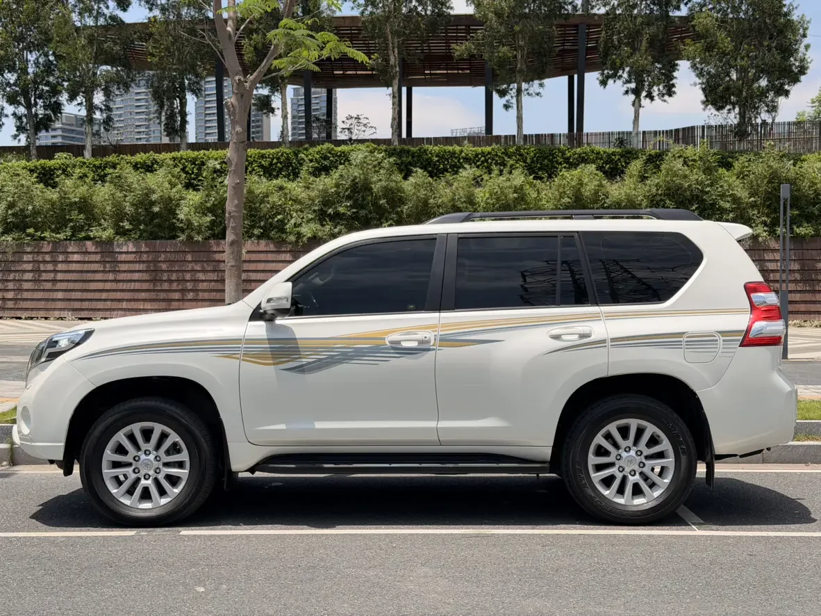 Toyota prado