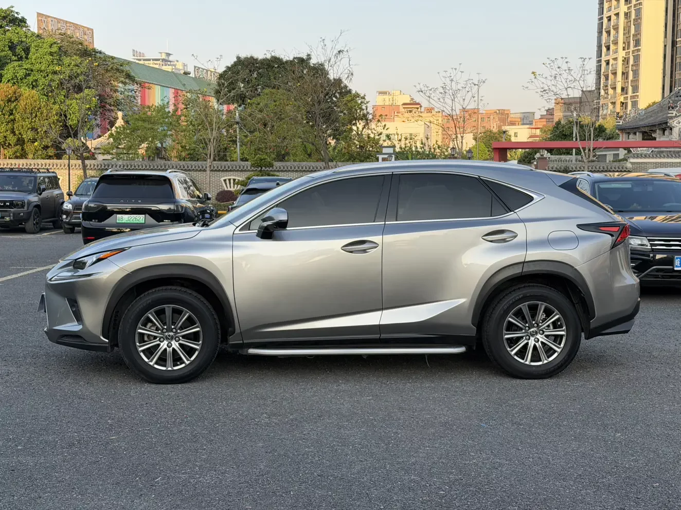 Lexus NX
