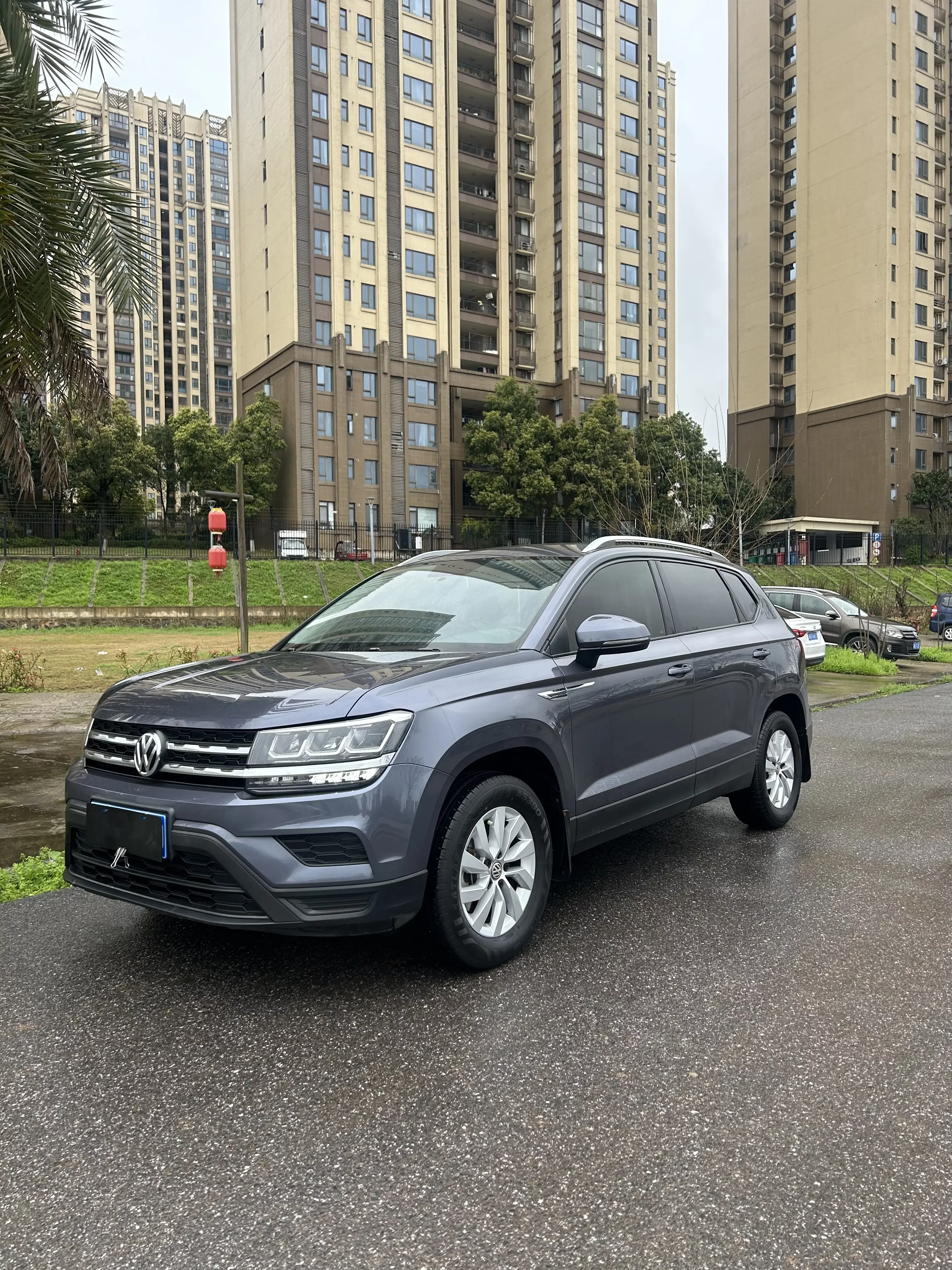 Volkswagen Tharu