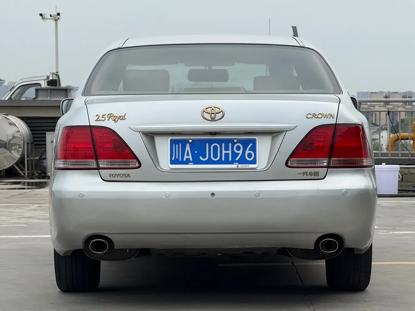 Toyota crown