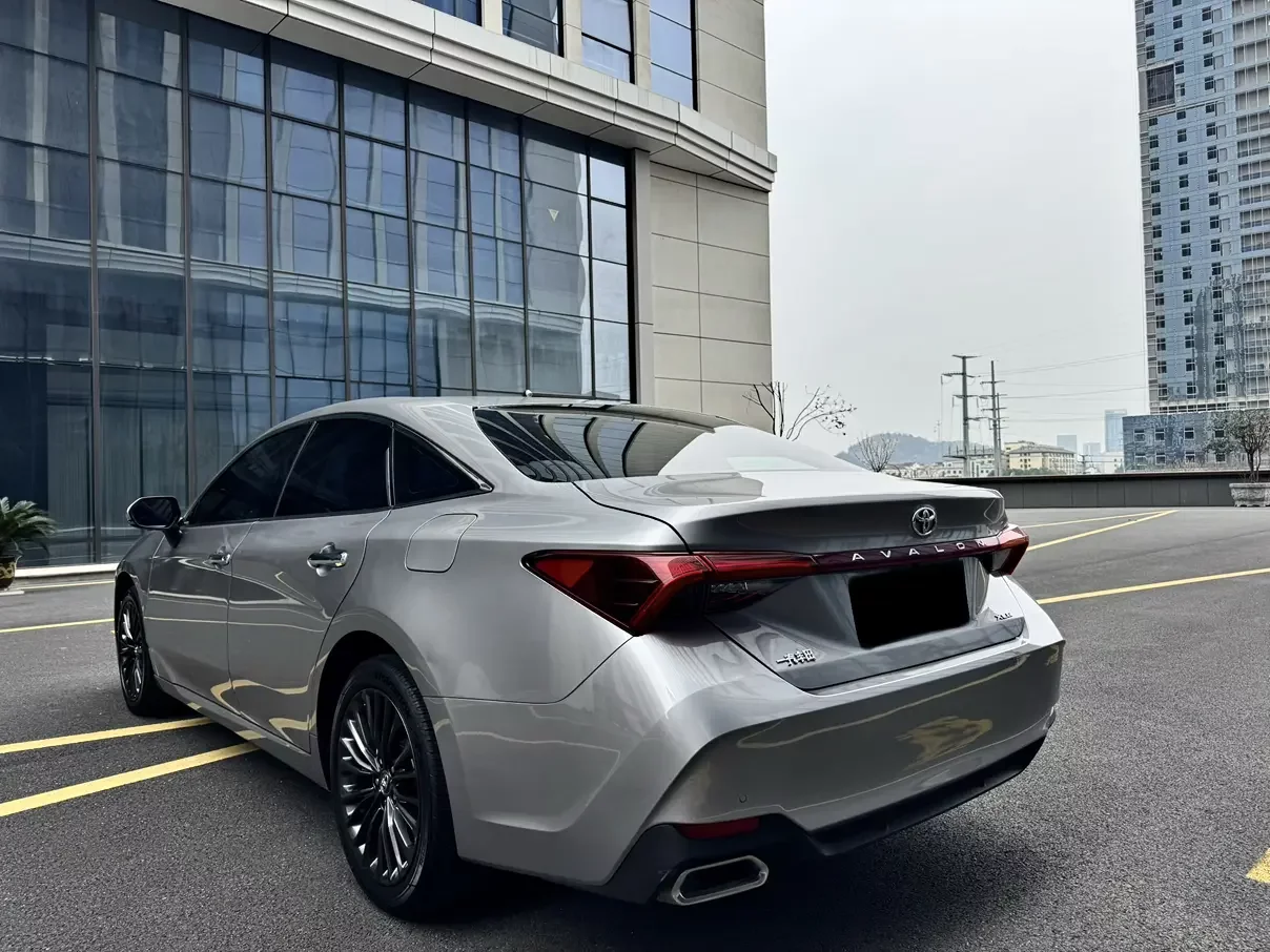 Toyota Avalon