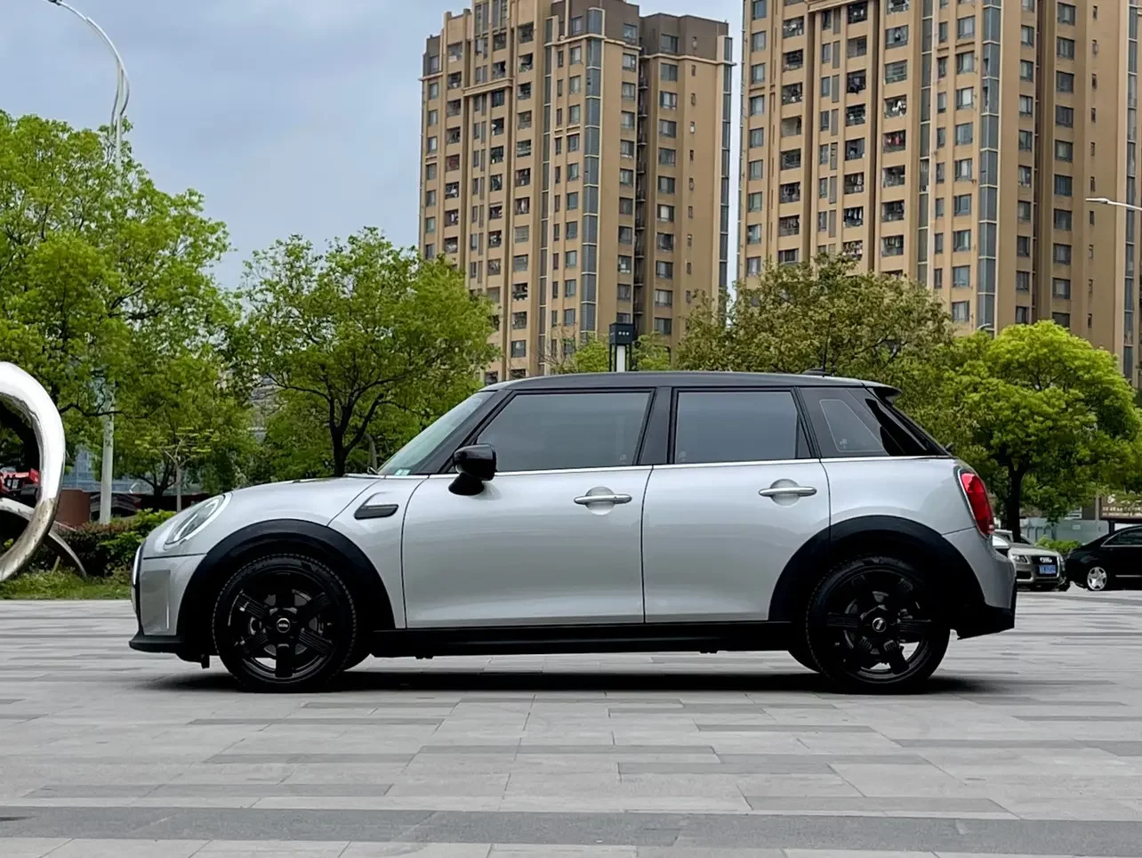 MINI 