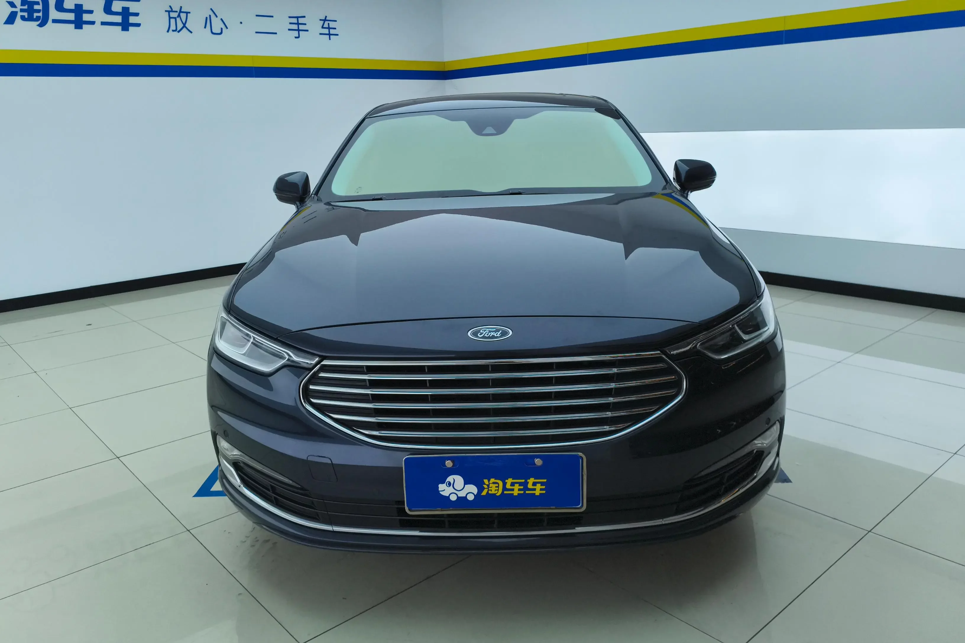 Ford Taurus