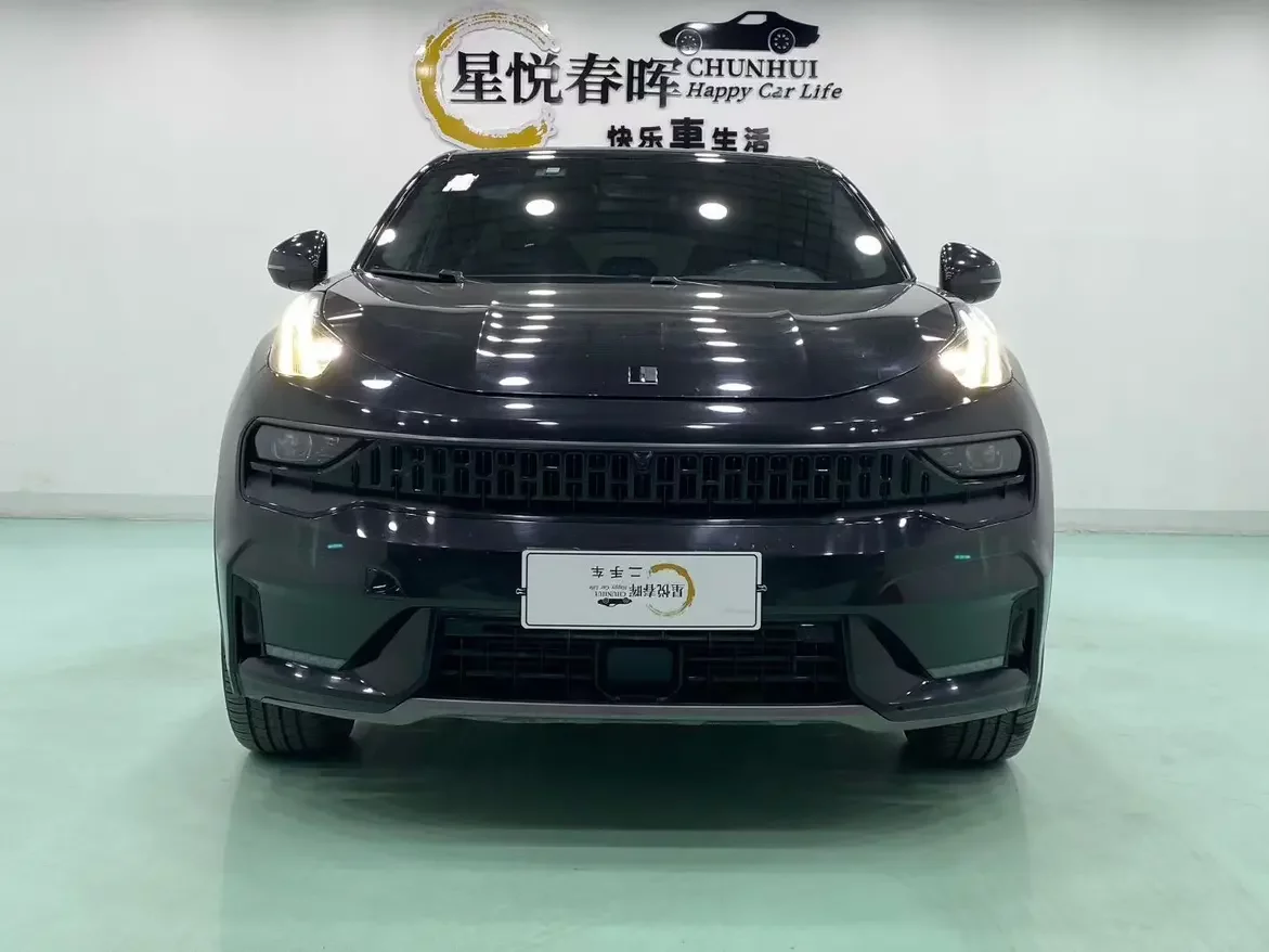 Lynk & Co 05