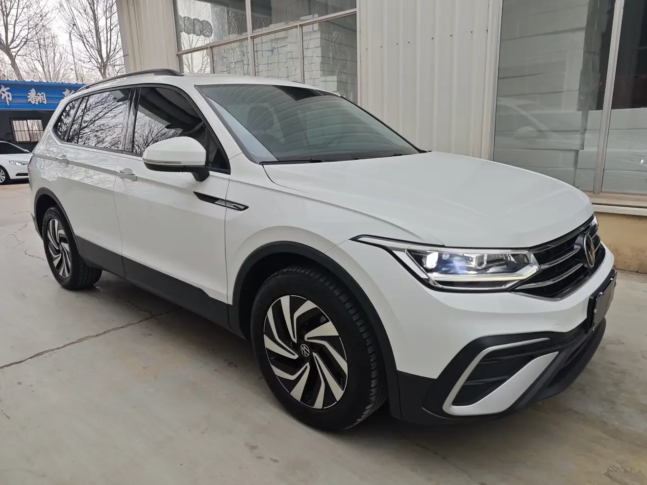 Volkswagen Tiguan L