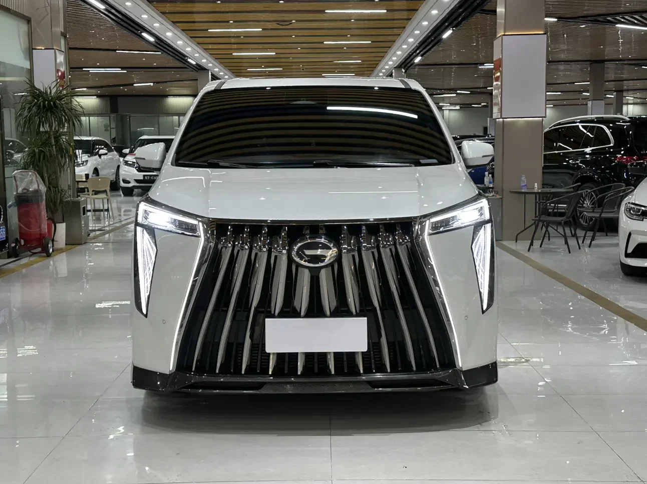 GAC Trumpchi M8