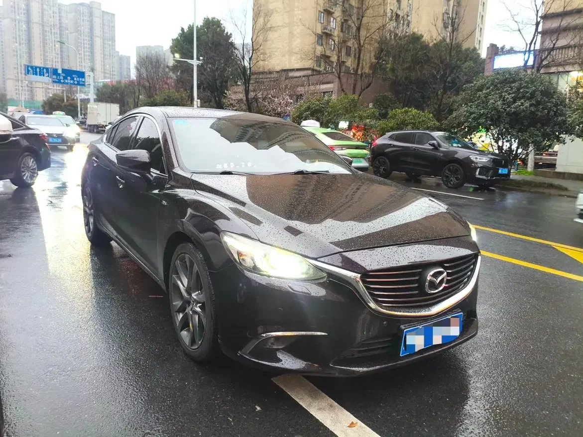 Mazda Atenza