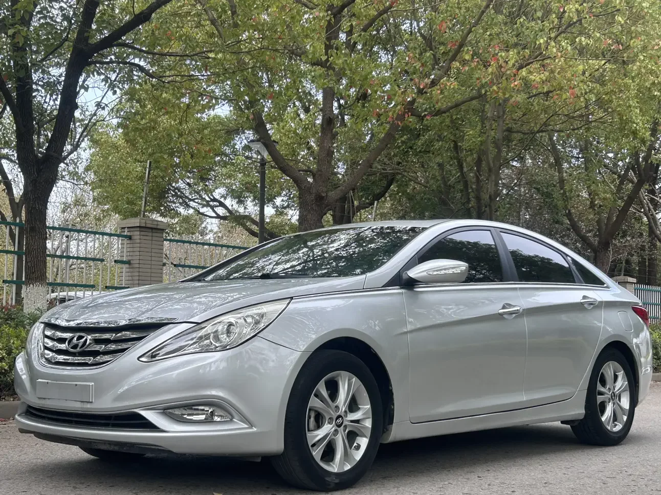 Hyundai sonata eight