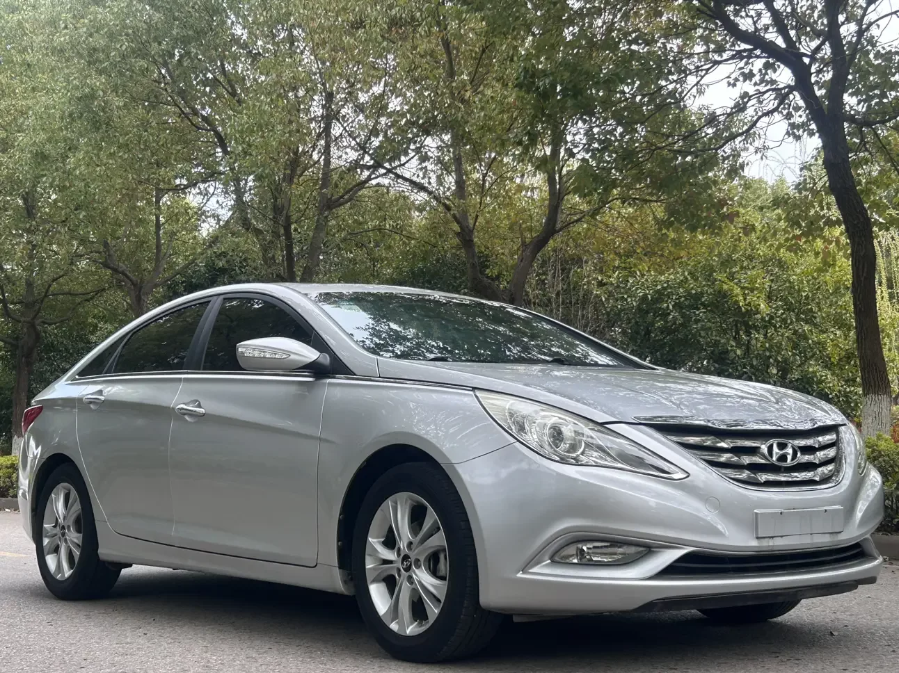 Hyundai sonata eight