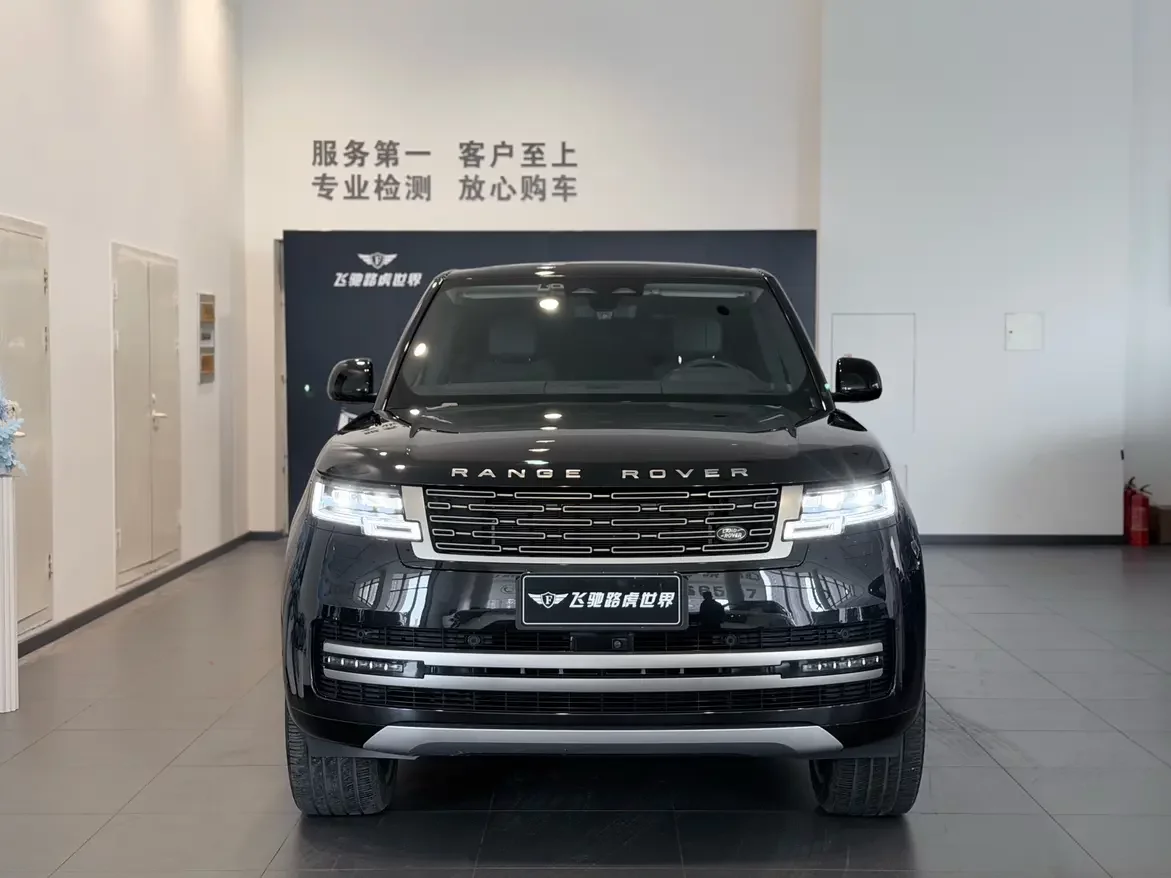 Land Rover range rover