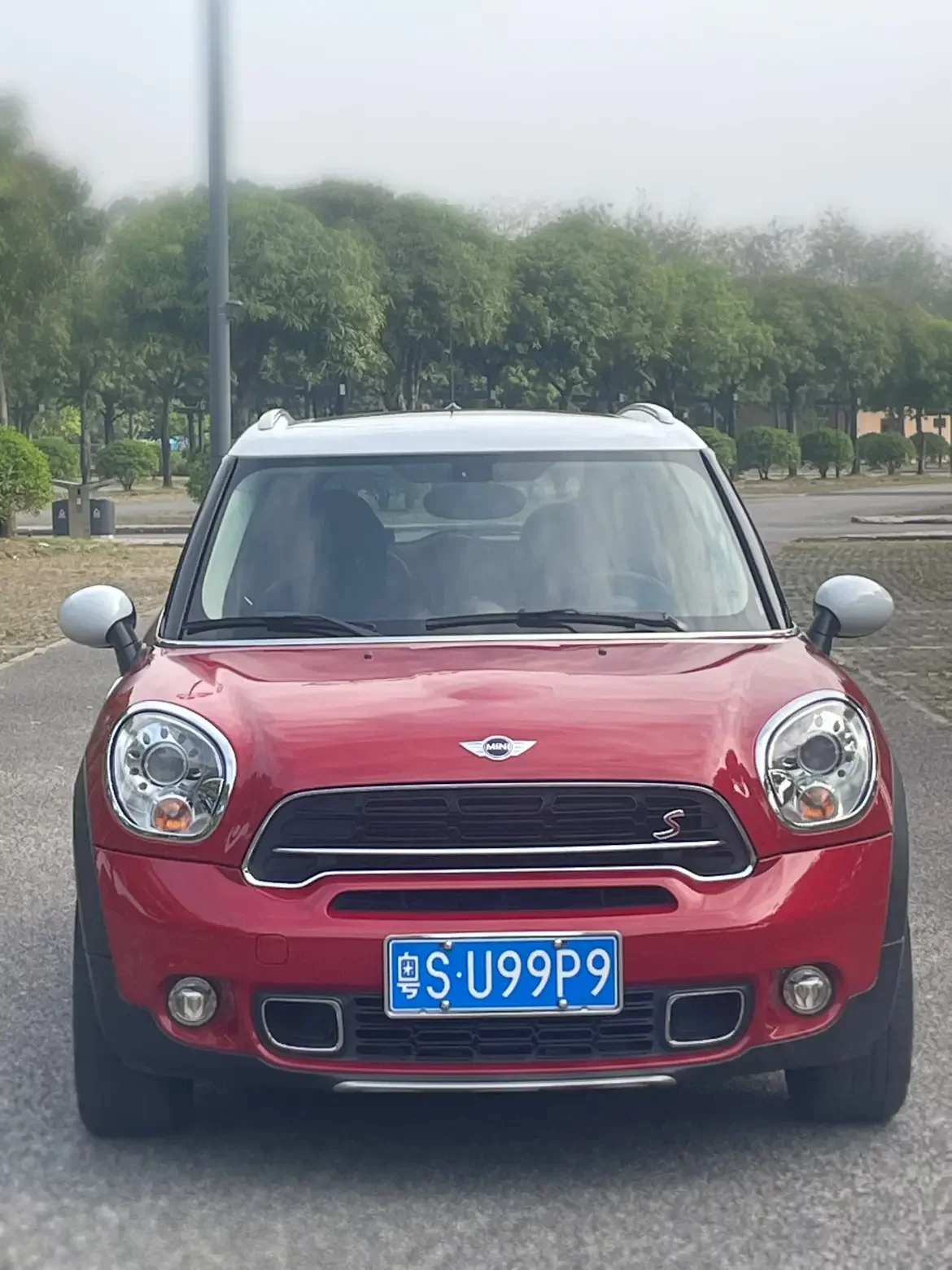 MINI COUNTRYMAN